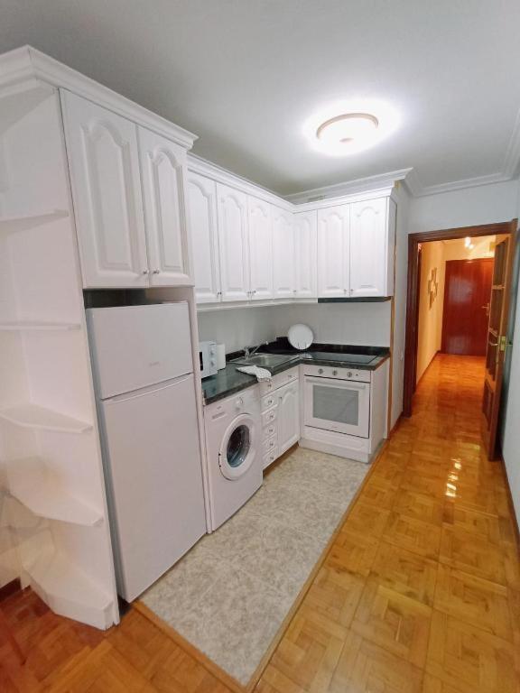 Apartamento Maura 2 Dormitorios Οβιέδο Εξωτερικό φωτογραφία