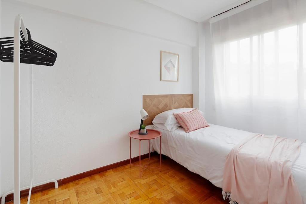 Apartamento Maura 2 Dormitorios Οβιέδο Εξωτερικό φωτογραφία