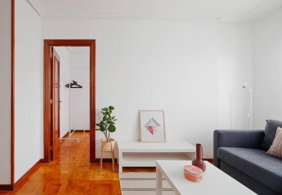 Apartamento Maura 2 Dormitorios Οβιέδο Εξωτερικό φωτογραφία